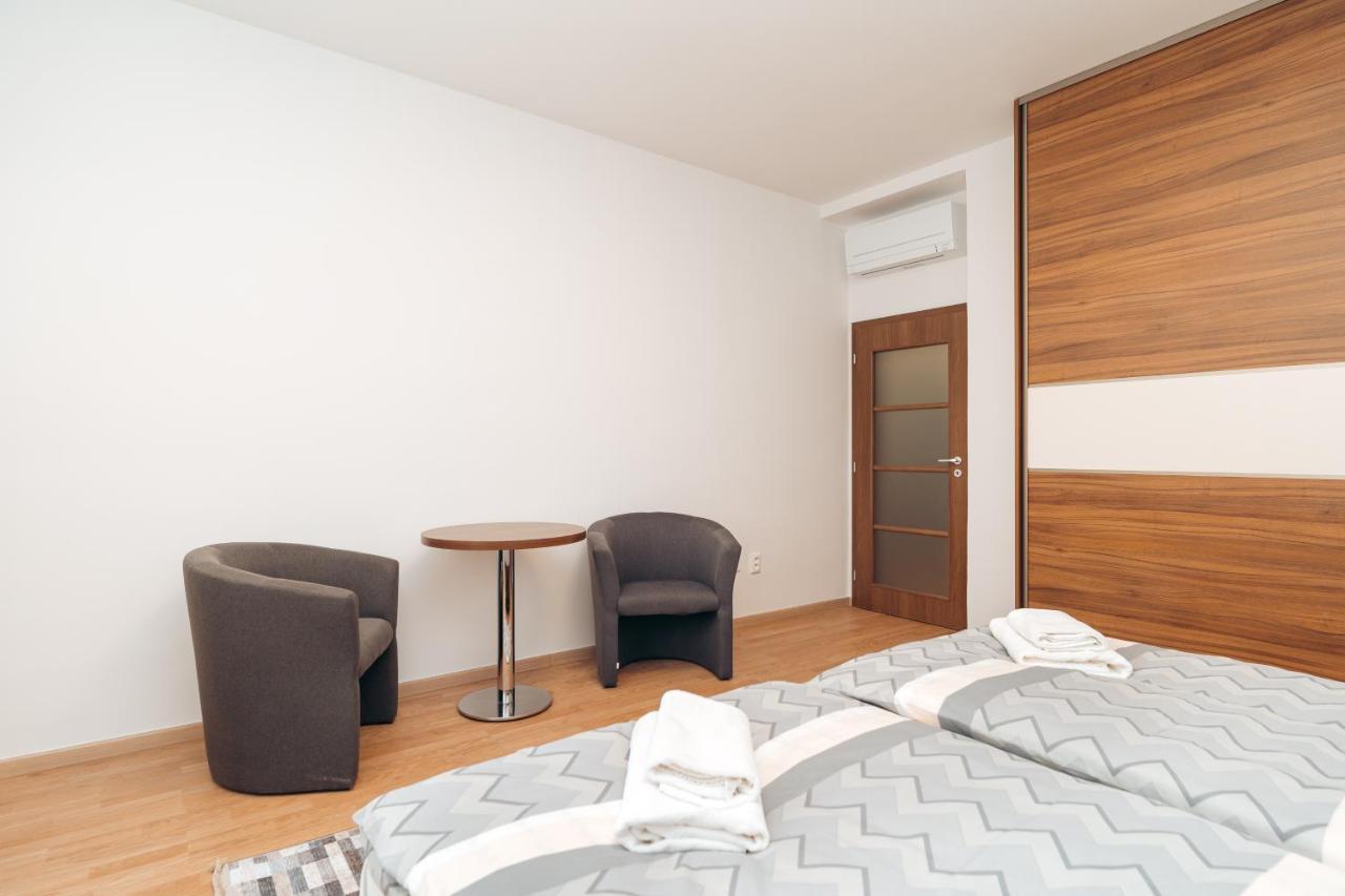 Wellness A Relax Centrum Palarikovo Bagian luar foto